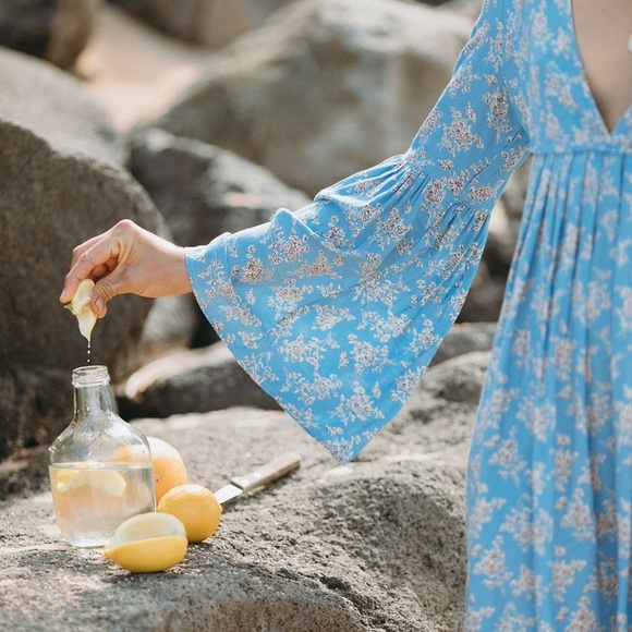 NWT xix palms tahoe belle sleeve dress - Picture 3 of 7